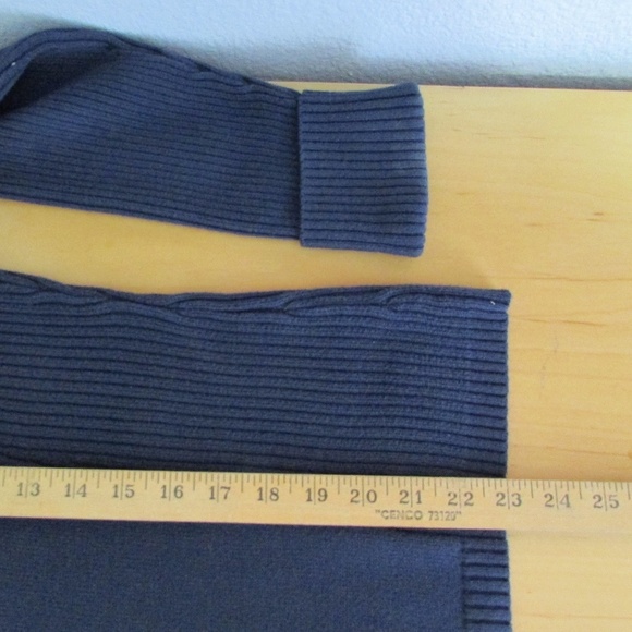 Tommy Hilfiger Jeans Large Logo Front Sweater - Picture 7 of 8